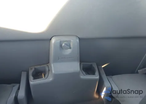 2000 Mazda B3000 Se/Tl from USA, damaged, VIN 4F4YR16V9YTM14025